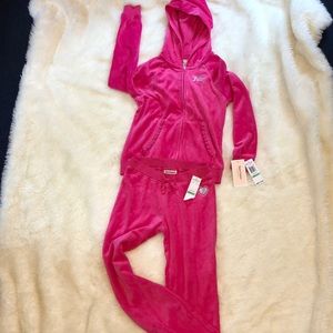 NWT Juicy two piece set size 8/10
